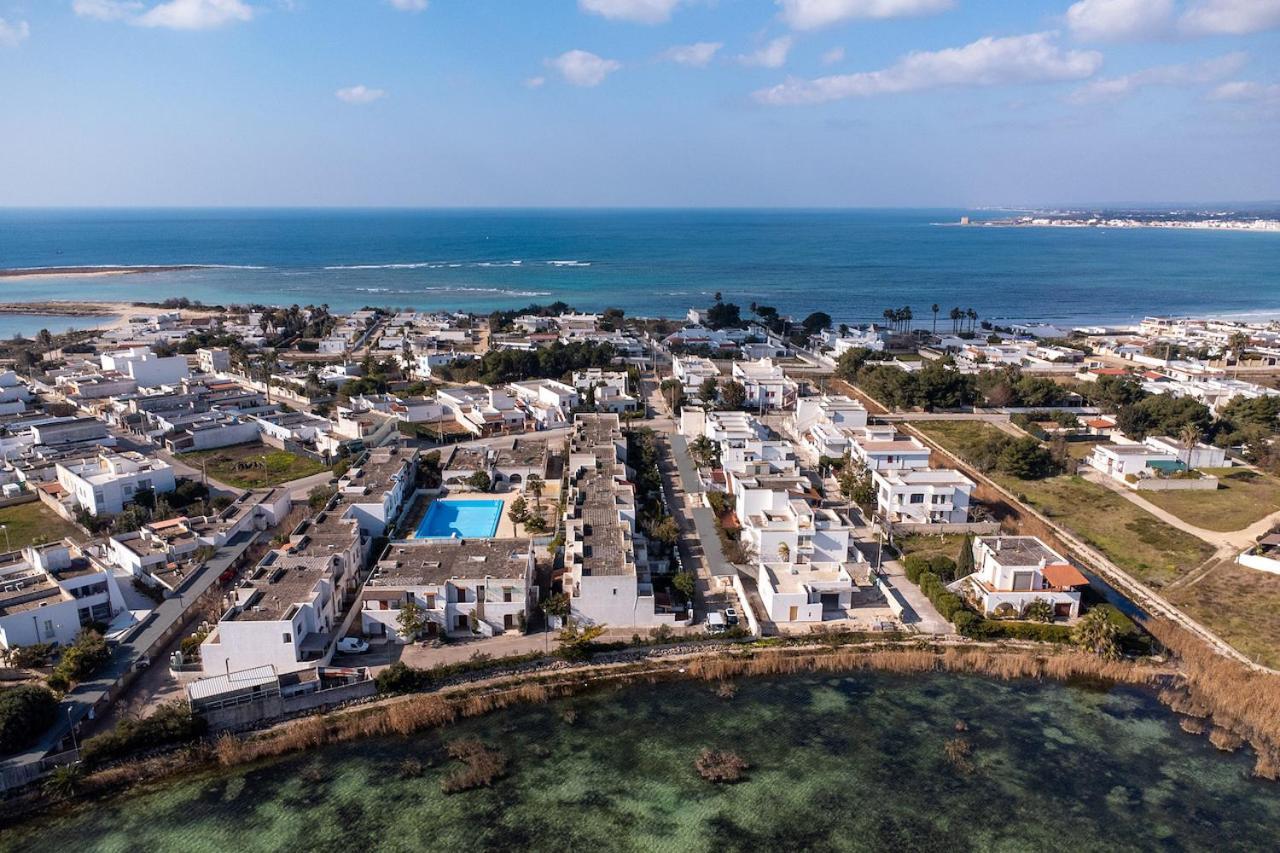 Villino Sabrina Con Piscina Villa Torre Lapillo Kültér fotó